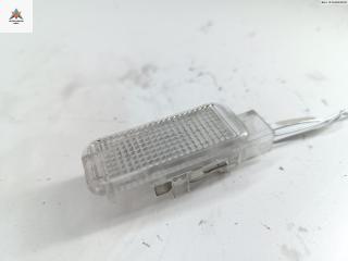 фонарь салона (плафон) Audi A6 4B/C5 1998, 2.4 л., бензин, МКПП, зелёный, универсал, 4B0947415