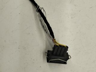 разъем (фишка) проводки Volkswagen Passat B4 1995, 2.0 л., бензин, МКПП, синий, универсал, 357972754