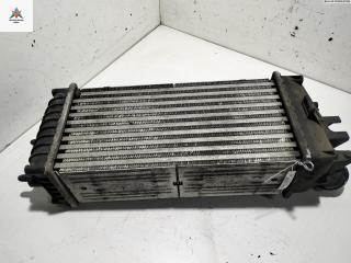 радиатор интеркулера Citroen Berlingo 1 поколение (M59) [рестайлинг] 2006, 1.6 л., дизель, МКПП, белый, фургон, 9645965180 - фото №2