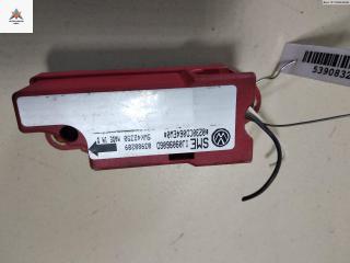 датчик AirBag Volkswagen Golf 4 поколение 1998, 1.4 л., бензин, МКПП, красный, хетчбэк 5 дв., 1J0906606D