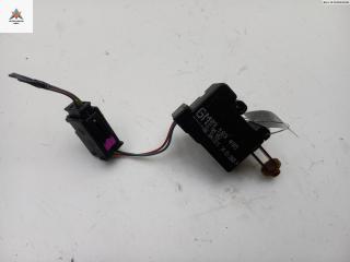 активатор замка багажника Opel Meriva 1 поколение (A) 2005, 1.8 л., бензин, робот, серый, минивэн, 09183495