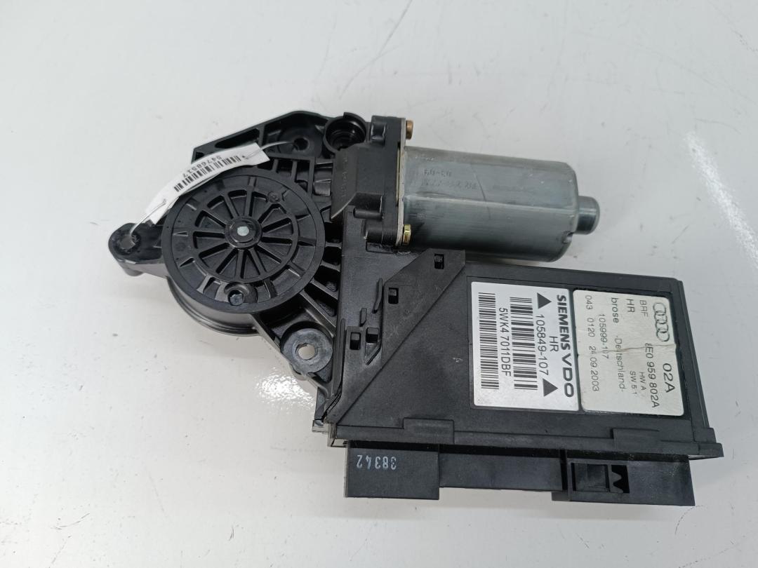 моторчик стеклоподъемника задний правый Audi A4 B6 2003, 2.5 л., дизель, АКПП, чёрный, универсал, 8E0959802A