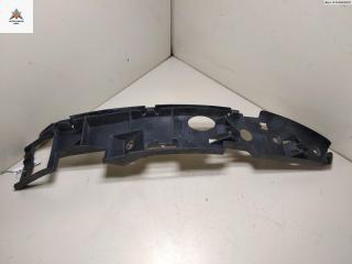 кронштейн переднего бампера Volkswagen Touareg 1 поколение 2005, 3.0 л., дизель, АКПП, чёрный, внедорожник 5 дв., 7L6807183C