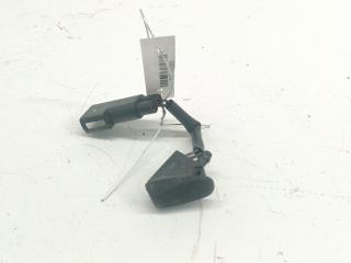 форсунка омывателя лобового стекла Ford Focus 1 поколение [рестайлинг] 2001, 1.6 л., i, бензин, МКПП, синий, хетчбэк 5 дв., XS4117666A