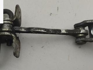 Ограничитель открывания двери задней Opel Corsa C [рестайлинг] 2005, хетчбэк 5 дв., 24413390