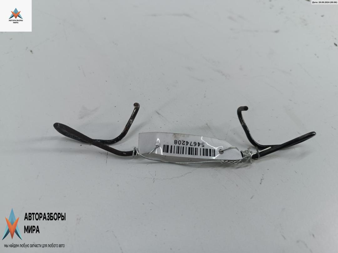 скоба суппорта Audi A4 B6 2003, 2.5 л., дизель, АКПП, чёрный, универсал - фото №1