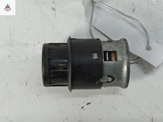 прикуриватель Audi A4 B5 1997, 1.8 л., Ti, бензин, МКПП, синий, универсал