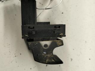 кнопка стеклоподъемника заднего левого Volkswagen Touareg 1 поколение 2003, 2.5 л., дизель, МКПП, серый, внедорожник 5 дв., 7L6959855A