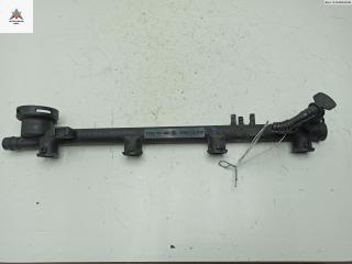 топливная рампа Renault Scenic 2 поколение 2005, 2.0 л., бензин, МКПП, красный, минивэн, 7700107405, 7700112777