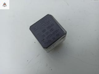 реле (прочие) Opel Zafira 2 поколение (B) 2005, 1.6 л., бензин, МКПП, чёрный, минивэн, 13171831