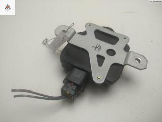 активатор замка багажника Mitsubishi Space Runner 2 поколение 2000, 2.4 л., бензин, МКПП, красный, минивэн