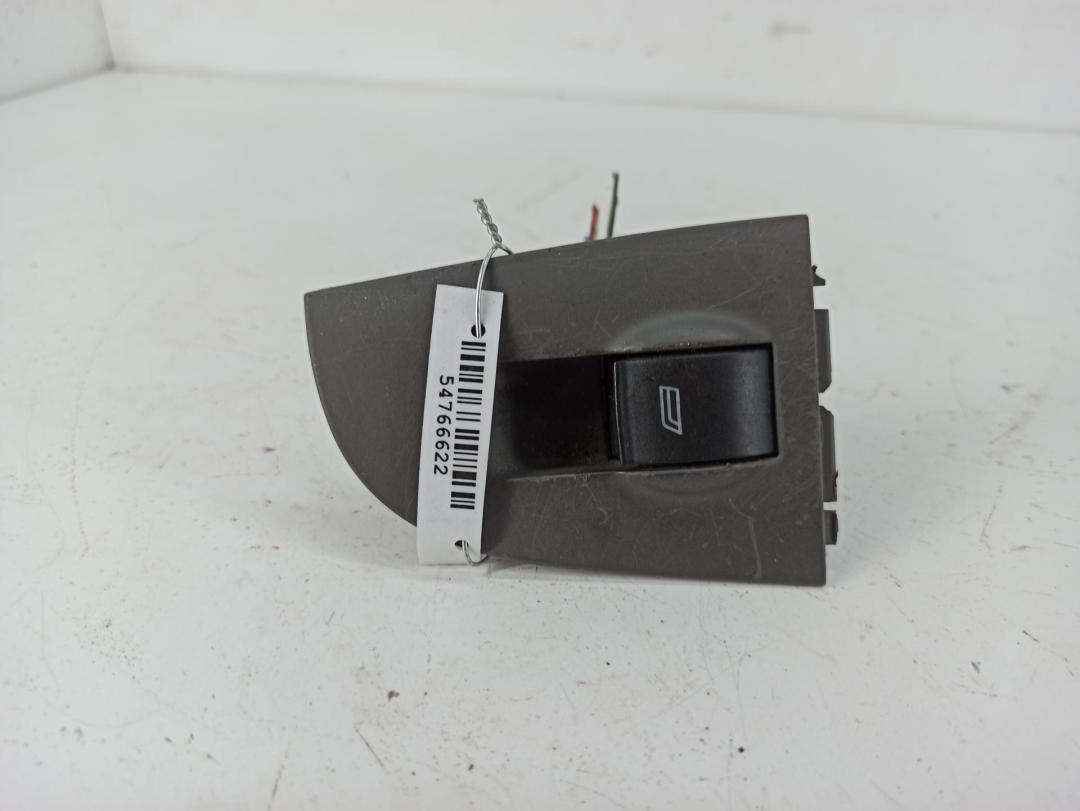 кнопка стеклоподъемника переднего правого Audi A6 C5 2002, 3.0 л., бензин, АКПП, серый, седан, 4B0959855A