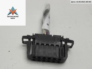 разъем (фишка) проводки Volkswagen Golf 4 поколение 1998, 1.6 л., бензин, МКПП, серый, хетчбэк 5 дв., 3B0972726