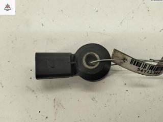 датчик детонации Skoda Fabia 2 поколение (5J) 2009, 1.2 л., бензин, МКПП, серый, хетчбэк 5 дв., 030905377C