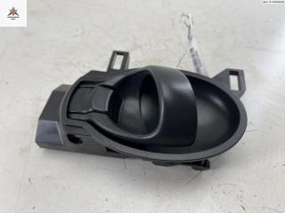 ручка внутренняя передняя правая Nissan Micra 4 поколение (K13) 2012, 1.2 л., бензин, МКПП, чёрный, хетчбэк 5 дв.