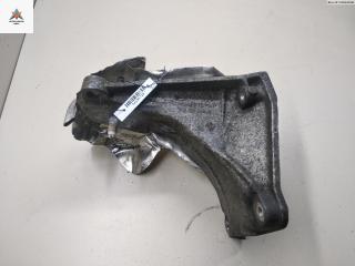 кронштейн двигателя Volkswagen Golf-3 2001, 2.0 л., бензин, МКПП, чёрный, кабриолет, 1H0199354K