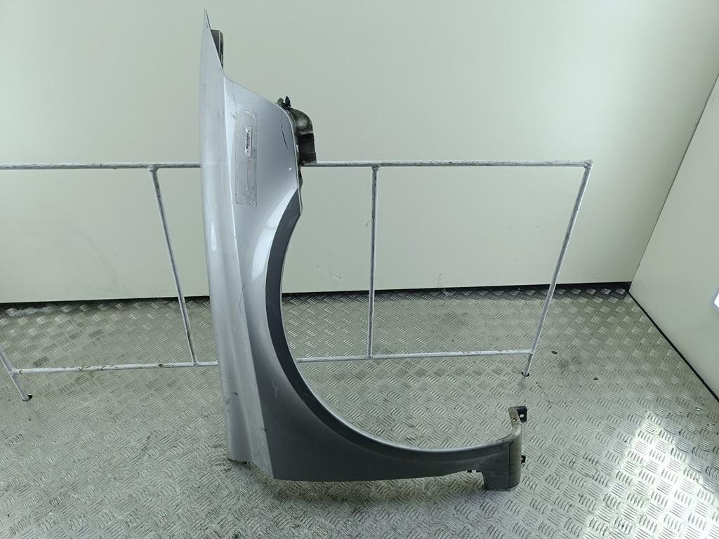 крыло переднее правое Renault Laguna II 2005, 3.0 л., бензин, АКПП, серый, хетчбэк 5 дв., 8200258175
