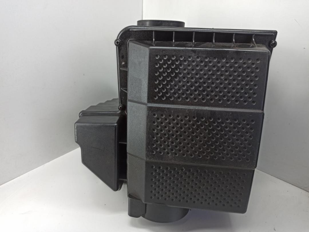 корпус воздушного фильтра Land Rover Range Rover Sport 2007, 2.7 л., дизель, АКПП, серый, внедорожник 5 дв., PHB000498