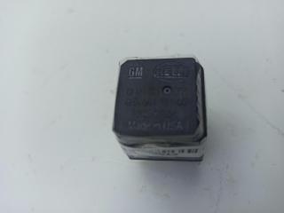 реле (прочие) Opel Zafira B 2006, 1.8 л., бензин, МКПП, серый, минивэн, 13171831