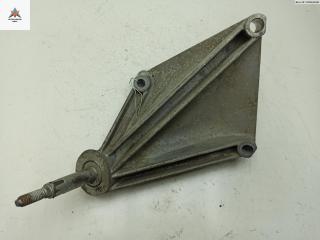 кронштейн КПП Renault Laguna 2 поколение 2004, 1.8 л., бензин, МКПП, серый, универсал, 8200000023