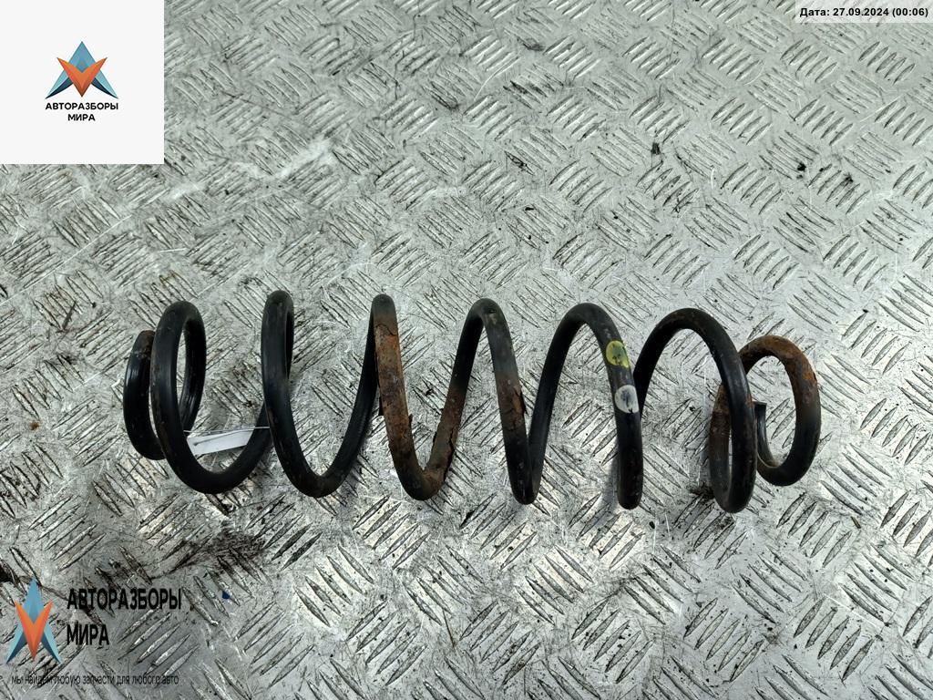 пружина задняя Volkswagen Golf 5 поколение 2003, 1.6 л., бензин, МКПП, чёрный, хетчбэк 3 дв., 1K0511115 - фото №1