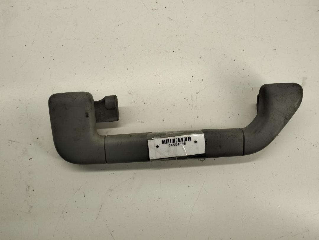 ручка внутренняя потолочная Volkswagen Touareg 2003, 5.0 л., дизель, АКПП, серый, внедорожник 5 дв., 7L0857643A