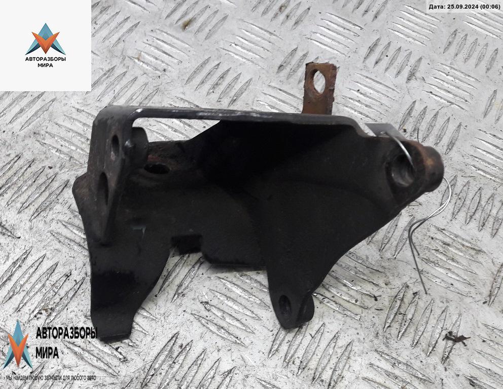 кронштейн двигателя Skoda Octavia mk1 (A4 1U) 1999, 1.9 л., дизель, МКПП, серый, универсал, 3A0199273C - фото №1