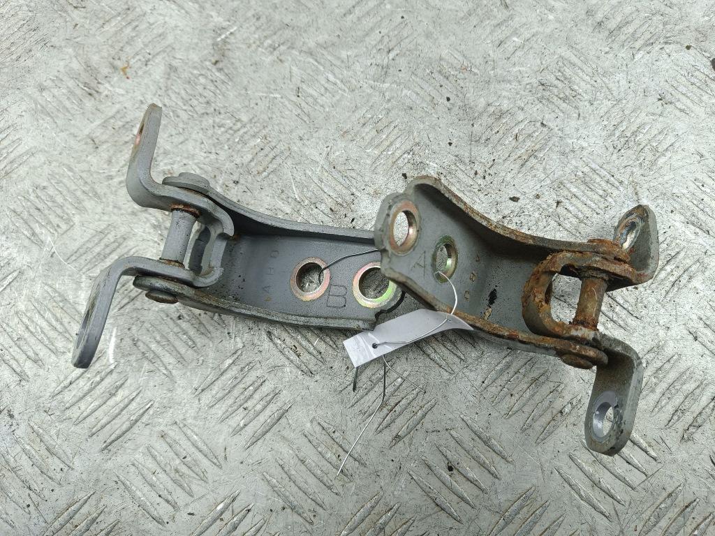 петля двери Honda Stream 2001, серый, минивэн