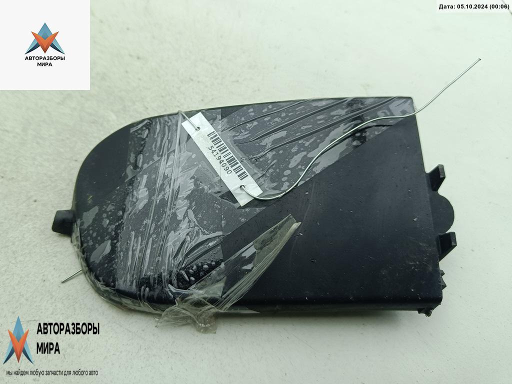 заглушка (решетка) в бампер BMW 5 серия E39 1996, 2.0 л., бензин, МКПП, серый, седан, 8159356 - фото №1