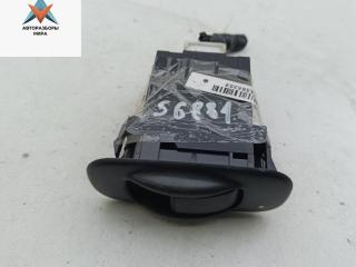 кнопка стеклоподъемника заднего правого Mitsubishi Galant 7 поколение 1995, 2.0 л., бензин, АКПП, зелёный, седан, MR225476