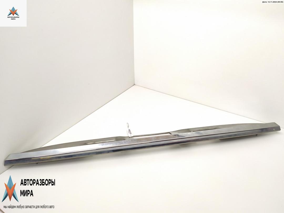 накладка подсветки номера Mercedes-Benz E-Класс W211/S211 2003, 3.2 л., дизель, АКПП, серый, универсал, 2117400493 - фото №1