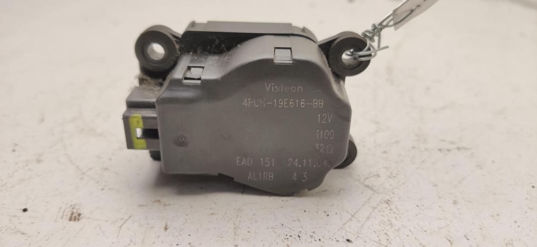 моторчик заслонки печки Citroen C5 2004, 2.0 л., дизель, МКПП, чёрный, универсал, 4PUH-19E616-BB