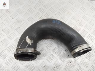 патрубок интеркулера Volkswagen Touareg 1 поколение [рестайлинг] 2008, 3.0 л., дизель, АКПП, чёрный, внедорожник 5 дв., 7L6145972E