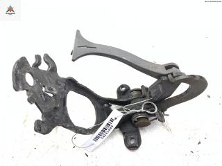 замок капота Mercedes-Benz C-Класс W202/S202 1995, 2.0 л., бензин, МКПП, белый, седан, 2028870027