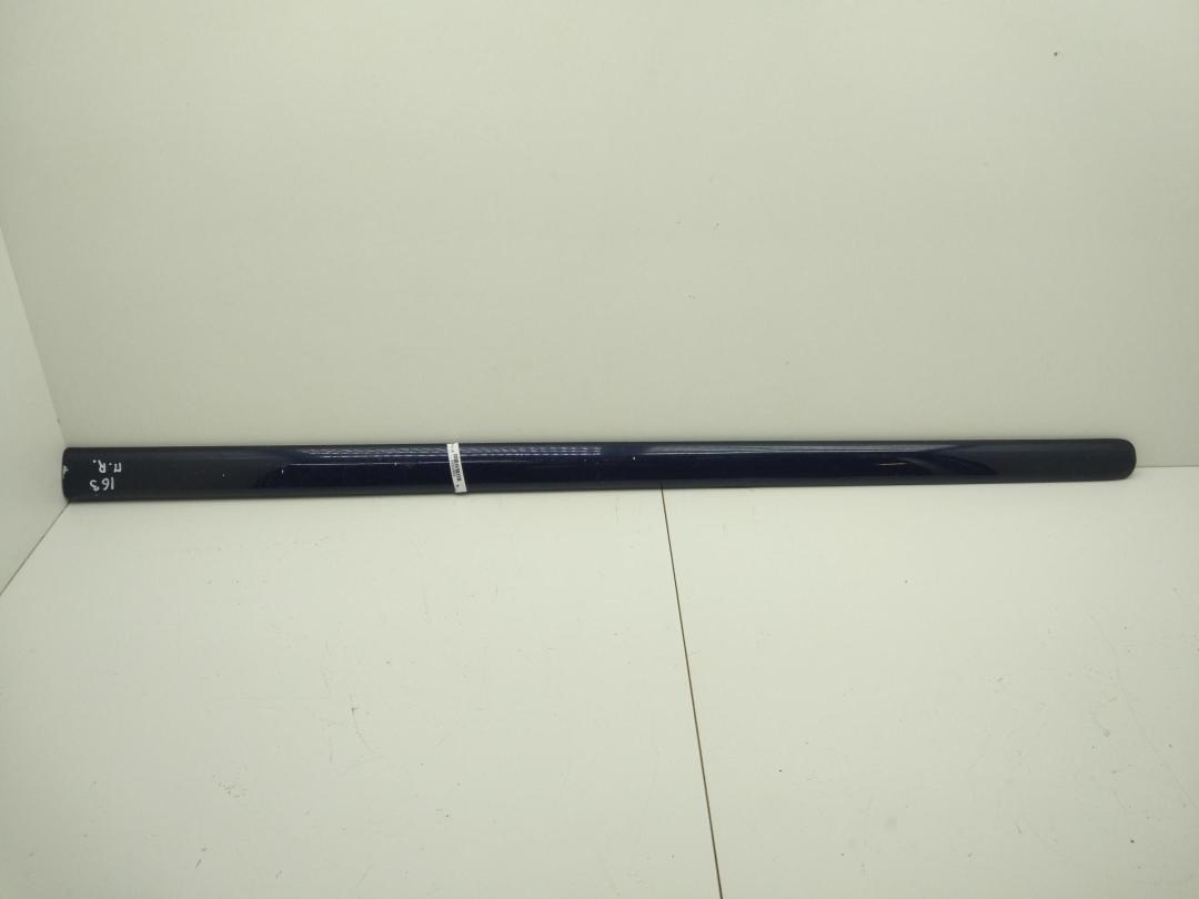 молдинг двери передней правой Mercedes-Benz M-Class ML W163 2001, 2.7 л., дизель, АКПП, синий, внедорожник 5 дв., 1636900262