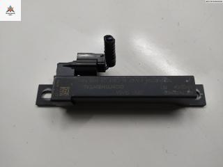 усилитель антенны Nissan Micra 5 поколение K14 2017, 1.5 л., дизель, МКПП, красный, хетчбэк 5 дв., 285E75RA0A