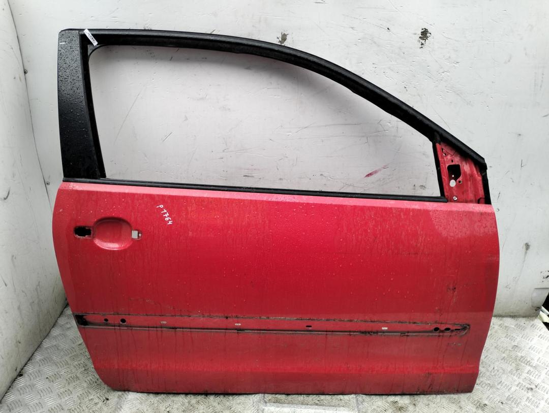 дверь сдвижная Volkswagen Polo 2004, красный, хетчбэк 3 дв., 6Q3831056K