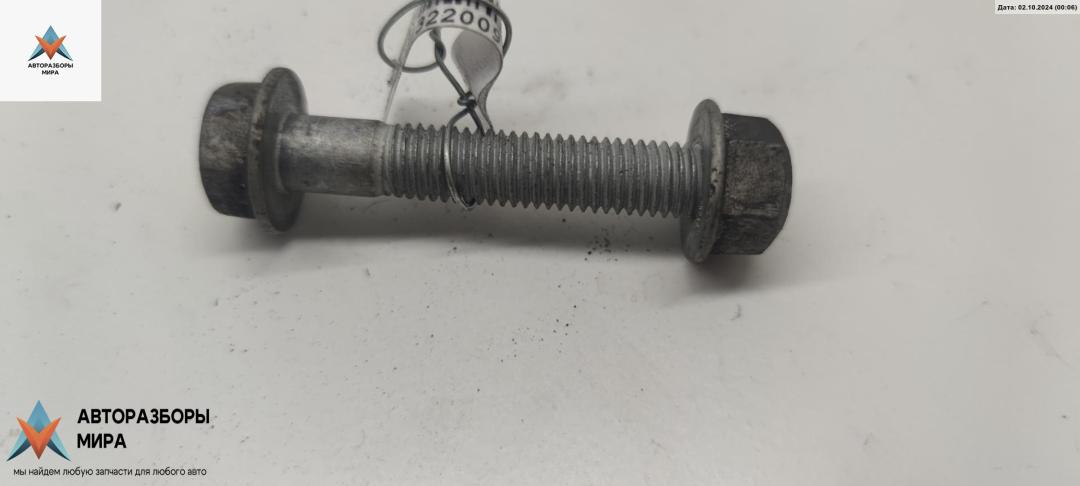 Болт крепления Audi A6 4B/C5 1998, 2.5 л., дизель, АКПП, серый, седан - фото №1