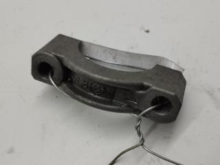 постель распредвала (бугель) Audi A6 4B/C5 1999, 2.5 л., дизель, МКПП, синий, универсал, 451B