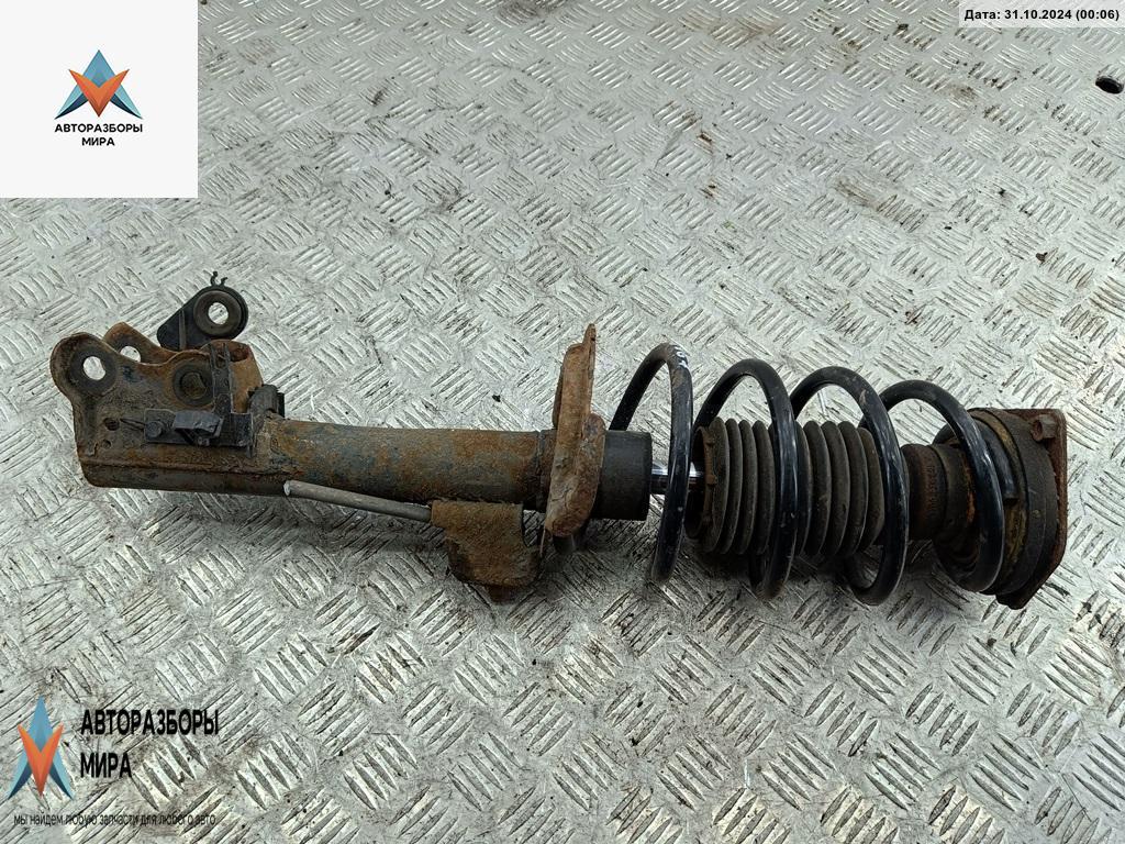 стойка передняя Mercedes-Benz A-Класс W169 2004, 2.0 л., дизель, МКПП, жёлтый, хетчбэк 3 дв. - фото №1