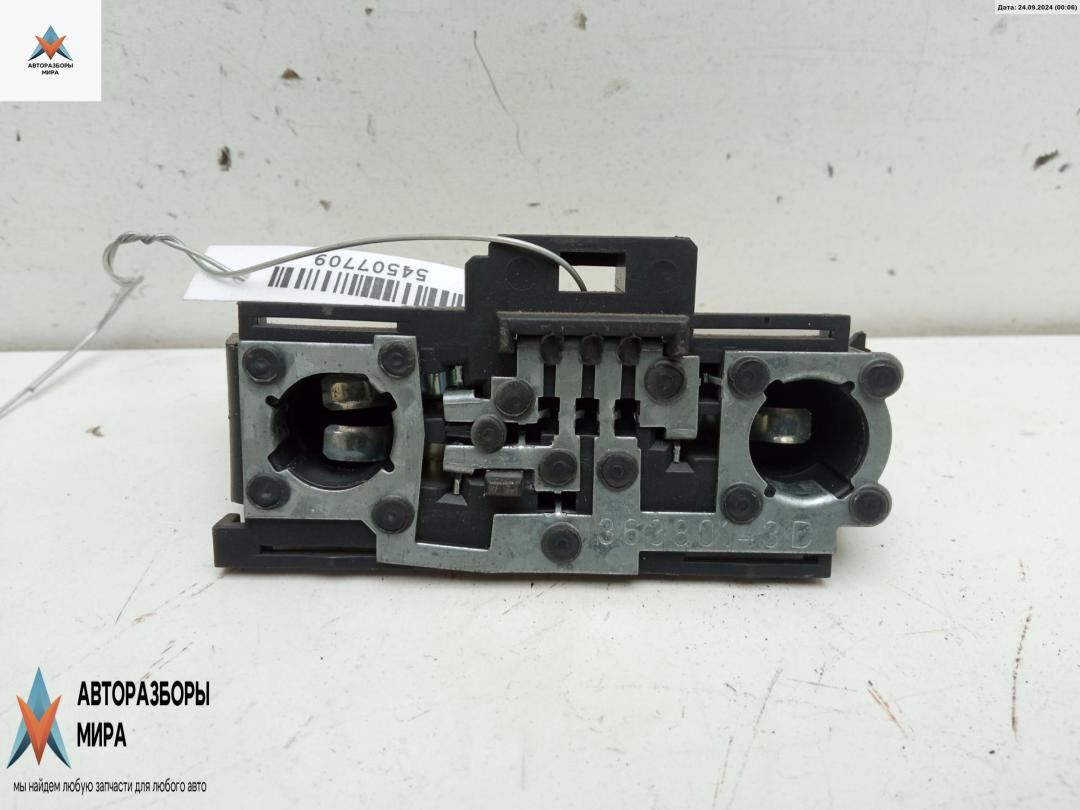 Плата фонаря заднего правого Alfa Romeo 145 930 1997, 1.4 л., бензин, МКПП, синий, хетчбэк 3 дв., 36380751 - фото №1