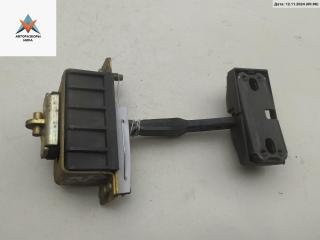 Ограничитель открывания двери задней Mercedes-Benz E-Класс W211/S211 2003, седан, A2117300116