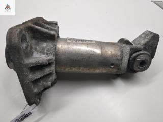 кронштейн переднего бампера Audi A4 B6 2004, 2.5 л., дизель, МКПП, чёрный, универсал, 8E0807133B