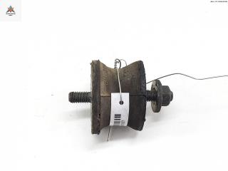 подушка крепления КПП BMW 1 серия E81/E82/E87/E88 2005, 2.0 л., дизель, МКПП, чёрный, хетчбэк 5 дв., 6771220