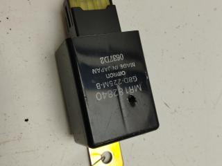 Реле стеклоочистителя (дворников) Mitsubishi Galant 8 поколение 1997, 2.0 л., бензин, АКПП, серый, универсал, MR182840