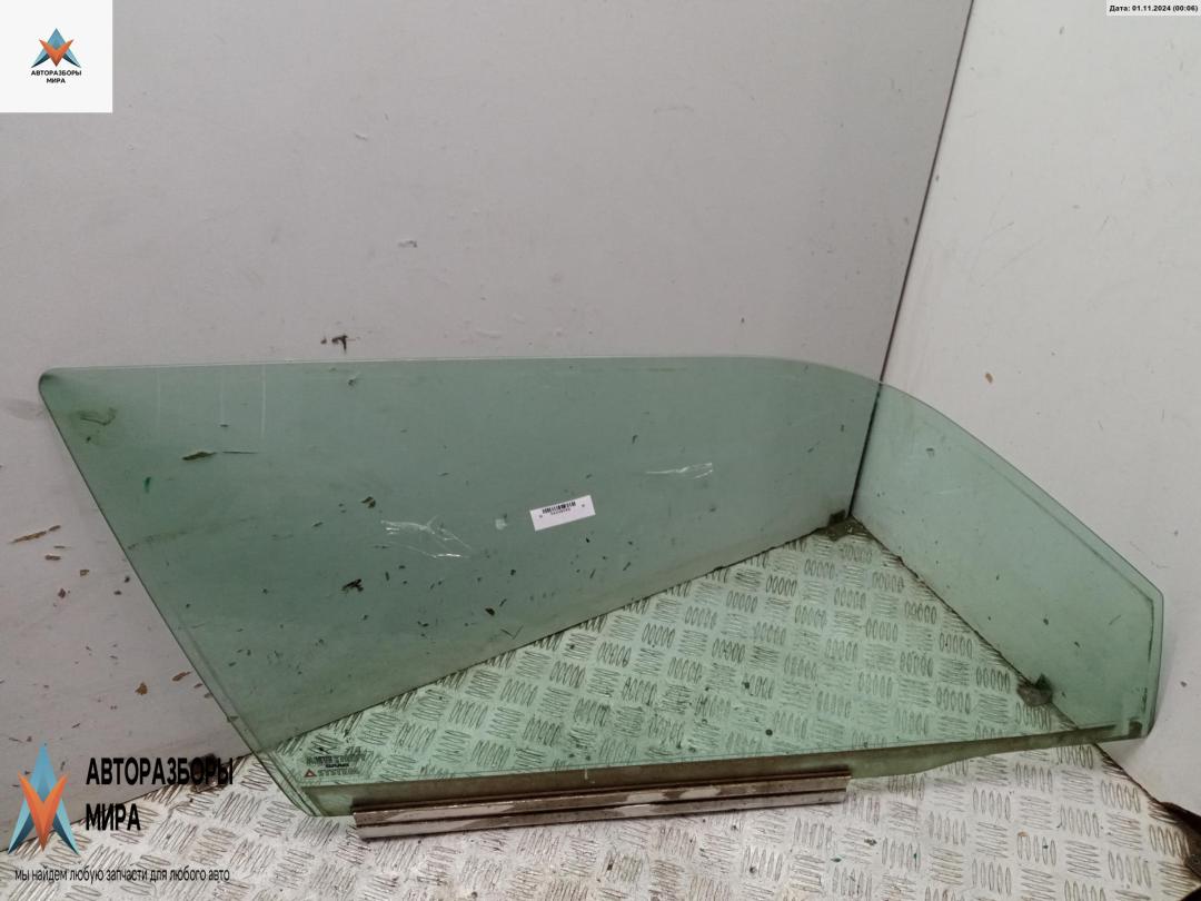 стекло двери передней правой Saab 900 2 поколение 1994, 2.0 л., бензин, АКПП, чёрный, хетчбэк 3 дв. - фото №1