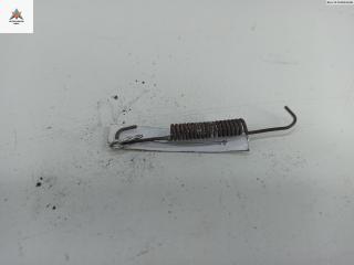 Механизм развода задних тормозных колодок левый Mercedes-Benz E-Класс W124 1985, 2.3 л., бензин, МКПП, белый, седан