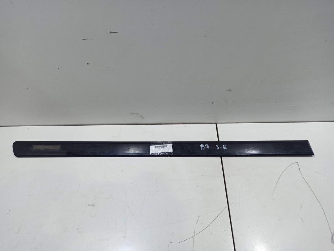 молдинг двери задней правой Audi A4 B7 2006, 2.0 л., дизель, МКПП, чёрный, универсал, 8E0853964