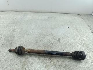 полуось передняя правая (приводной вал, ШРУС) Volkswagen Golf 4 поколение 1999, 1.4 л., бензин, МКПП, красный, хетчбэк 5 дв.