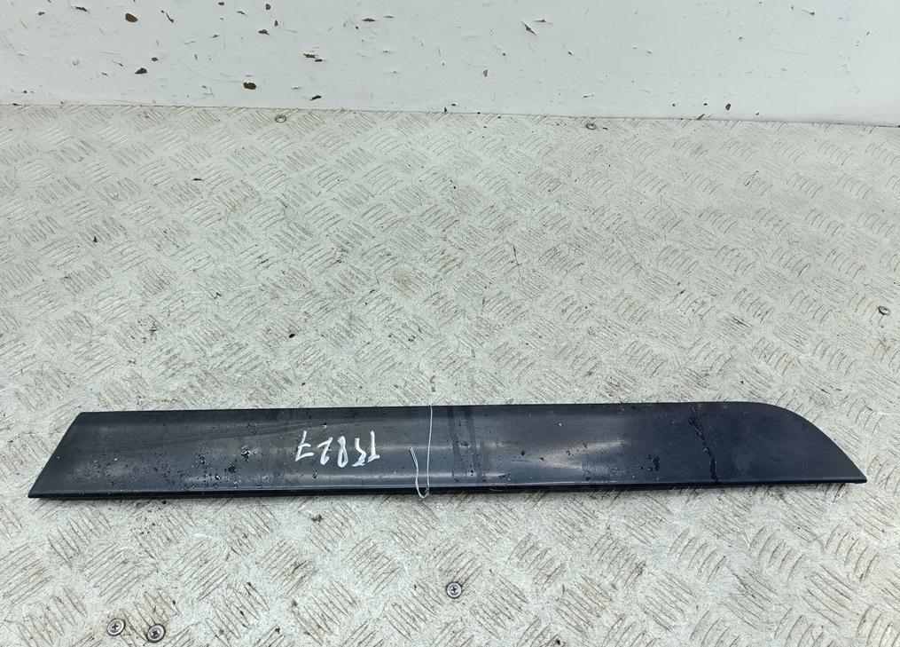молдинг двери задней правой Audi A4 B6 2003, 1.9 л., дизель, МКПП, синий, универсал - фото №1